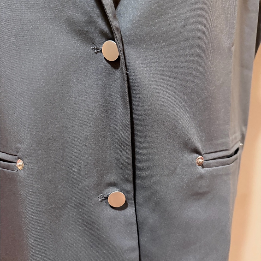 Women's Classic Gray Blazer - Picture 4 of 7